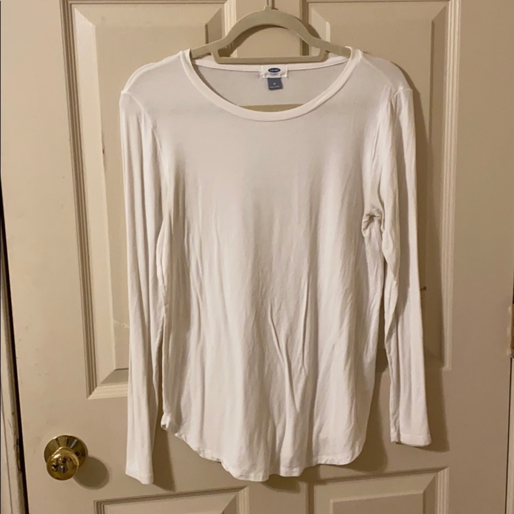 Along sleeve White Top